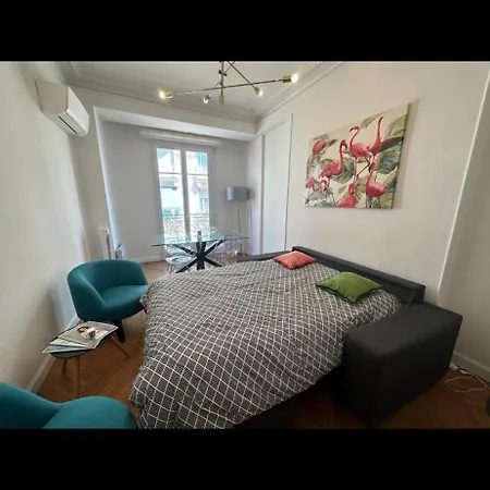 アパート Two Bedroom To Rent In